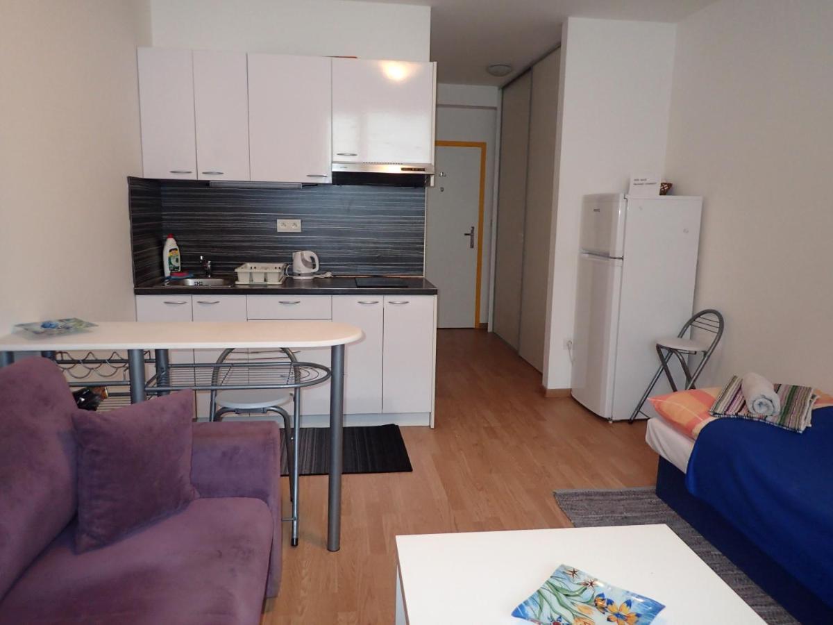 Cozy Apartment Pozsony Kültér fotó