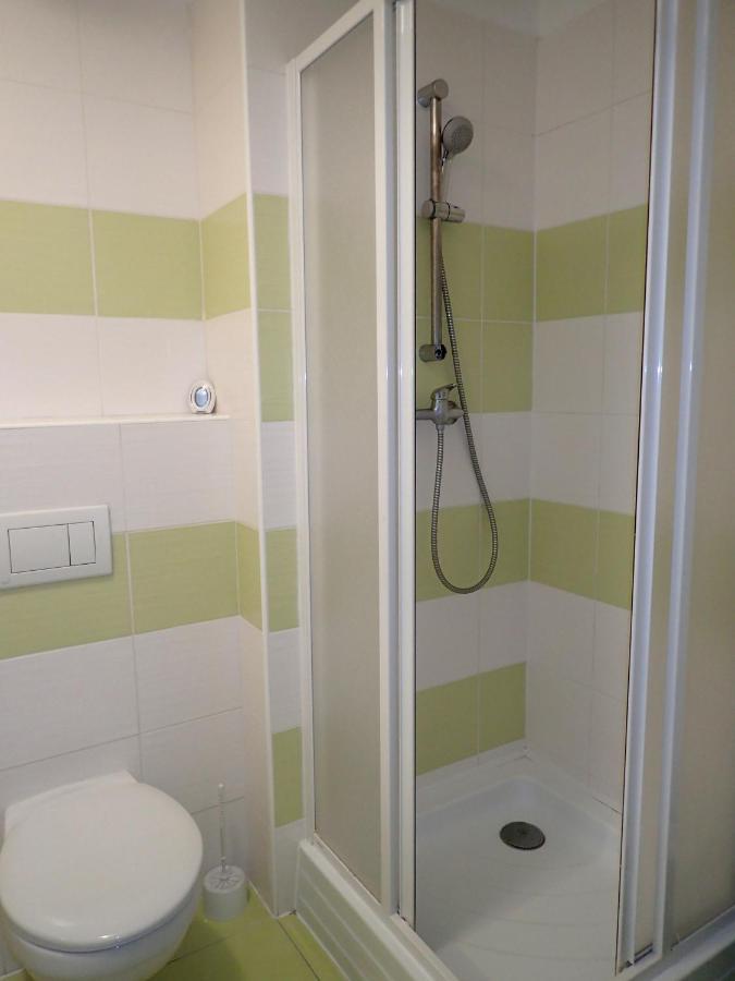 Cozy Apartment Pozsony Kültér fotó