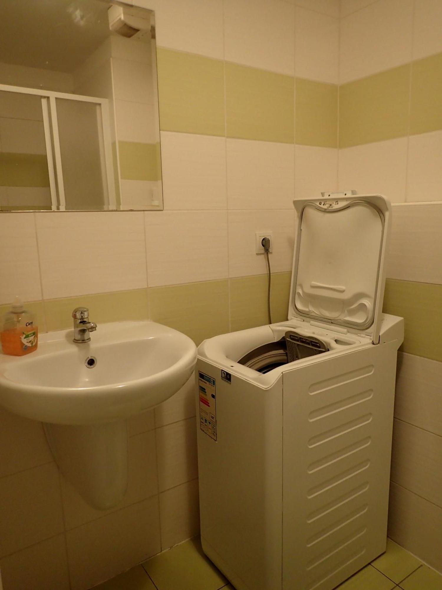 Cozy Apartment Pozsony Kültér fotó